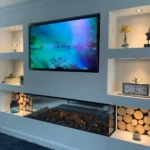 Centreline media wall