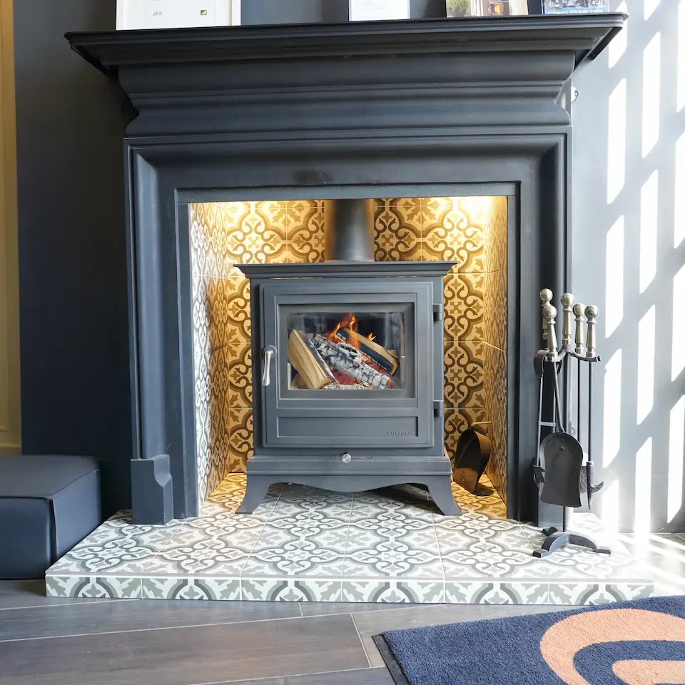 8 Wood Burning Stove Ideas thumbnail