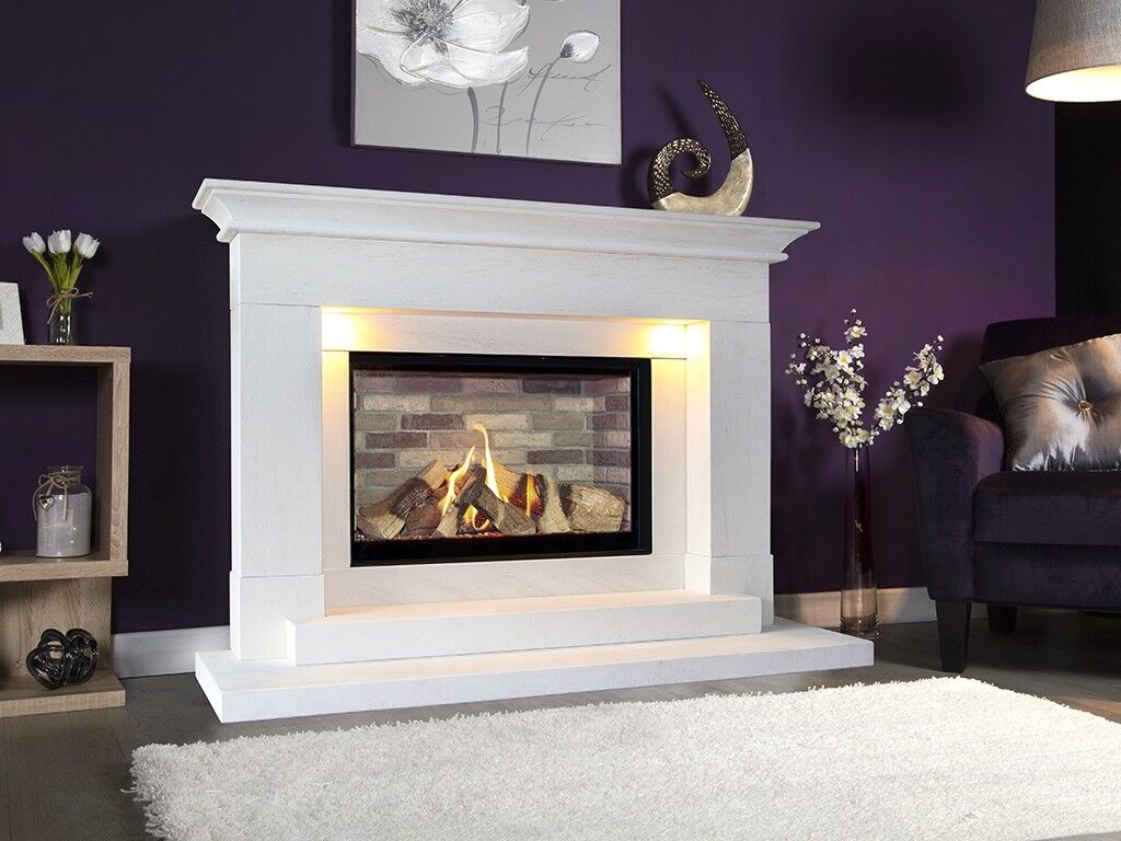 Aleesia Illumia Suite